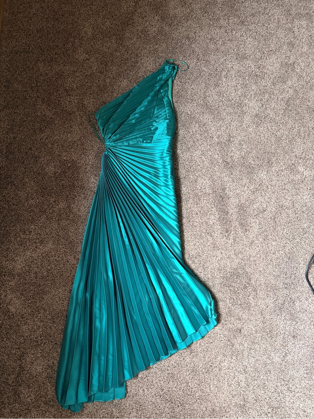 Vici Teal One-Shoulder Pleated Maxi Dress